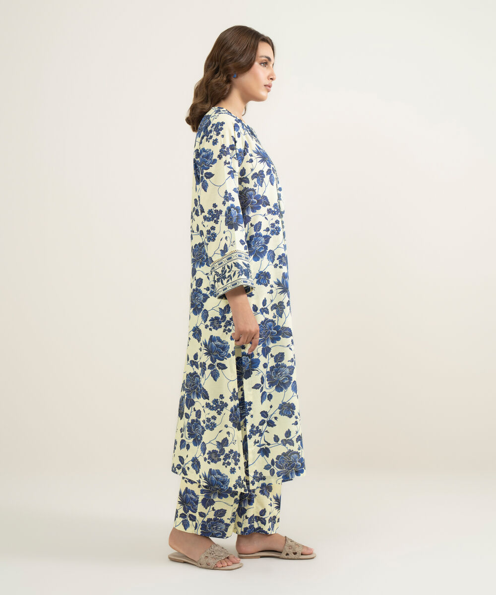 Women's RTW Slub Lawn Embroidered Off White 3 Piece Suit