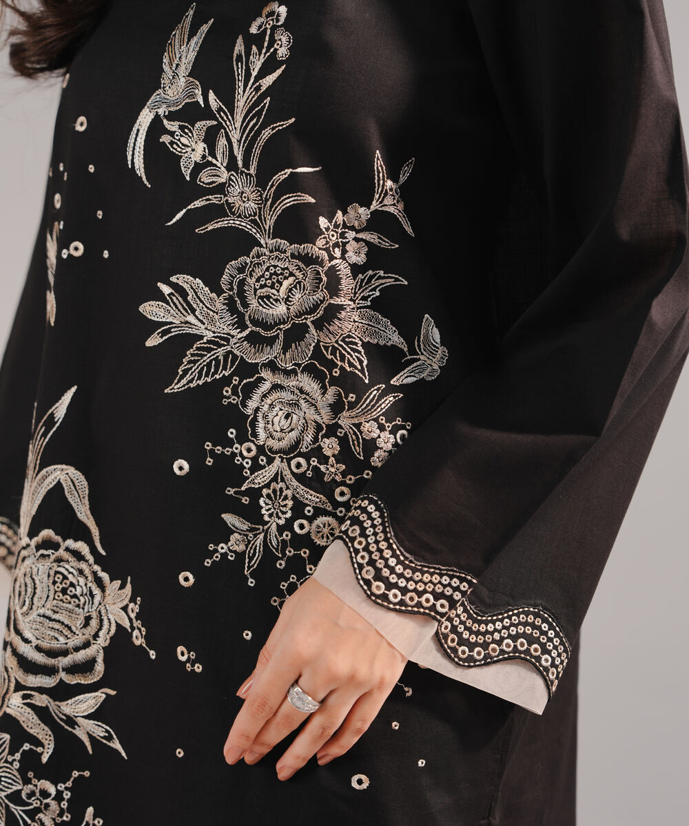 Women's RTW Crosshatch Embroidered Black Straight Shirt