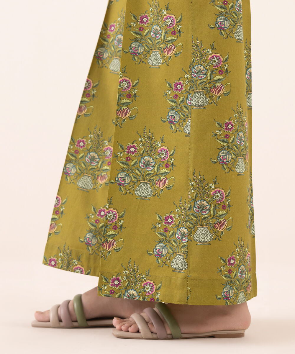 Women's RTW Cambric Green Printed Flared Pants