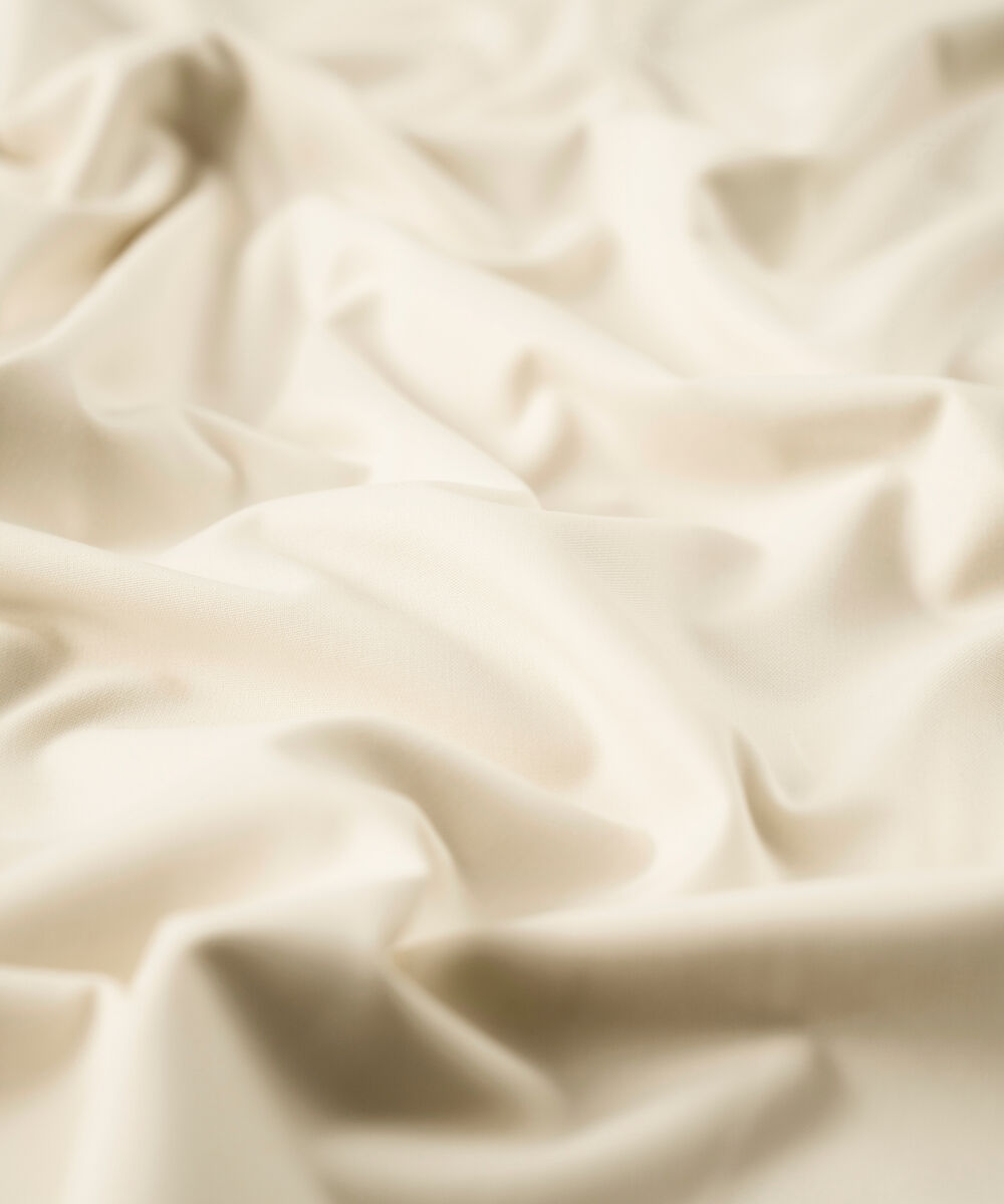 Men's Unstitched Off White Textured Wash & Wear Suit