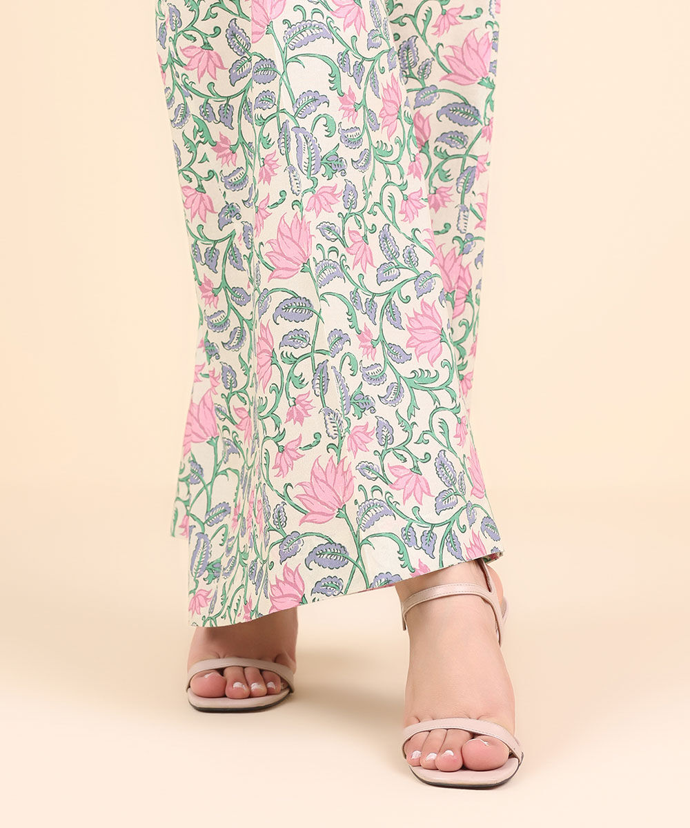 Women's Pret Cambric Multi Printed Flared Pants