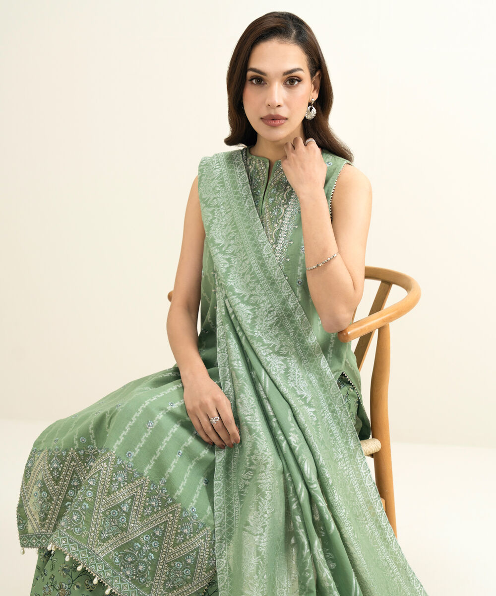 Women's Unstitched Extra Weft Jacquard Embroidered Green 3 Piece Suit