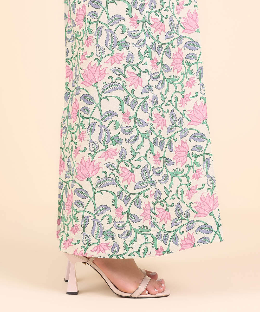Women's Pret Cambric Multi Printed Flared Pants