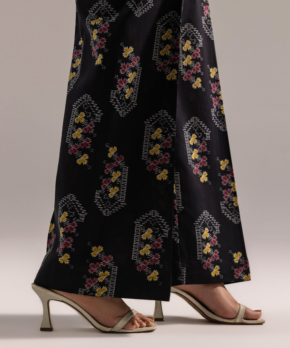 Women's RTW Cambric Printed Black Culottes