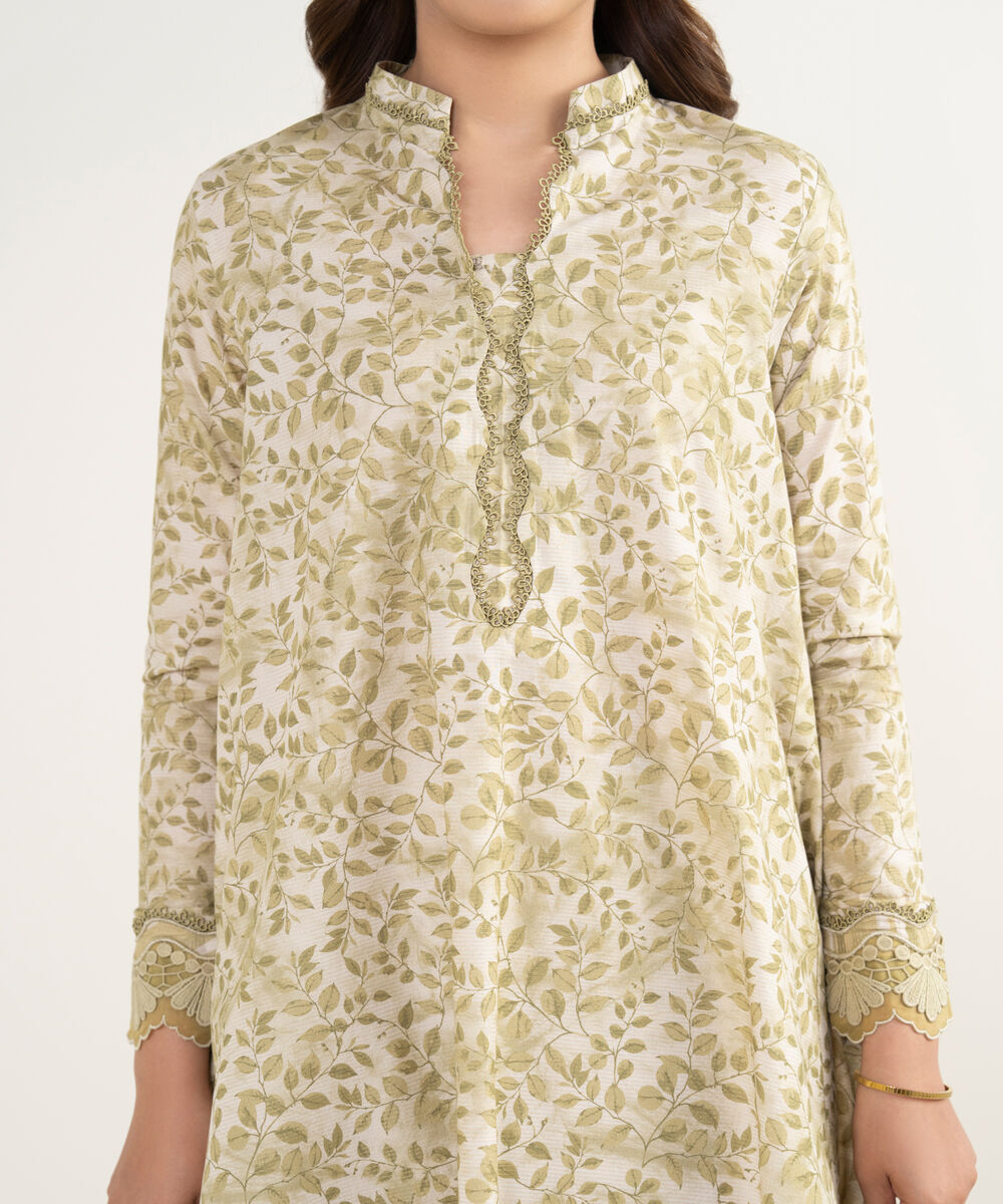 Women's Unstitched Zari Lawn Embroidered Green 3 Piece Suit