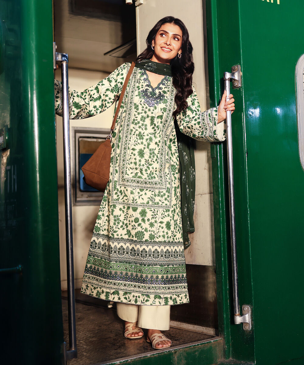 Women's Unstitched Lawn Embroidered Green 3 Piece Suit