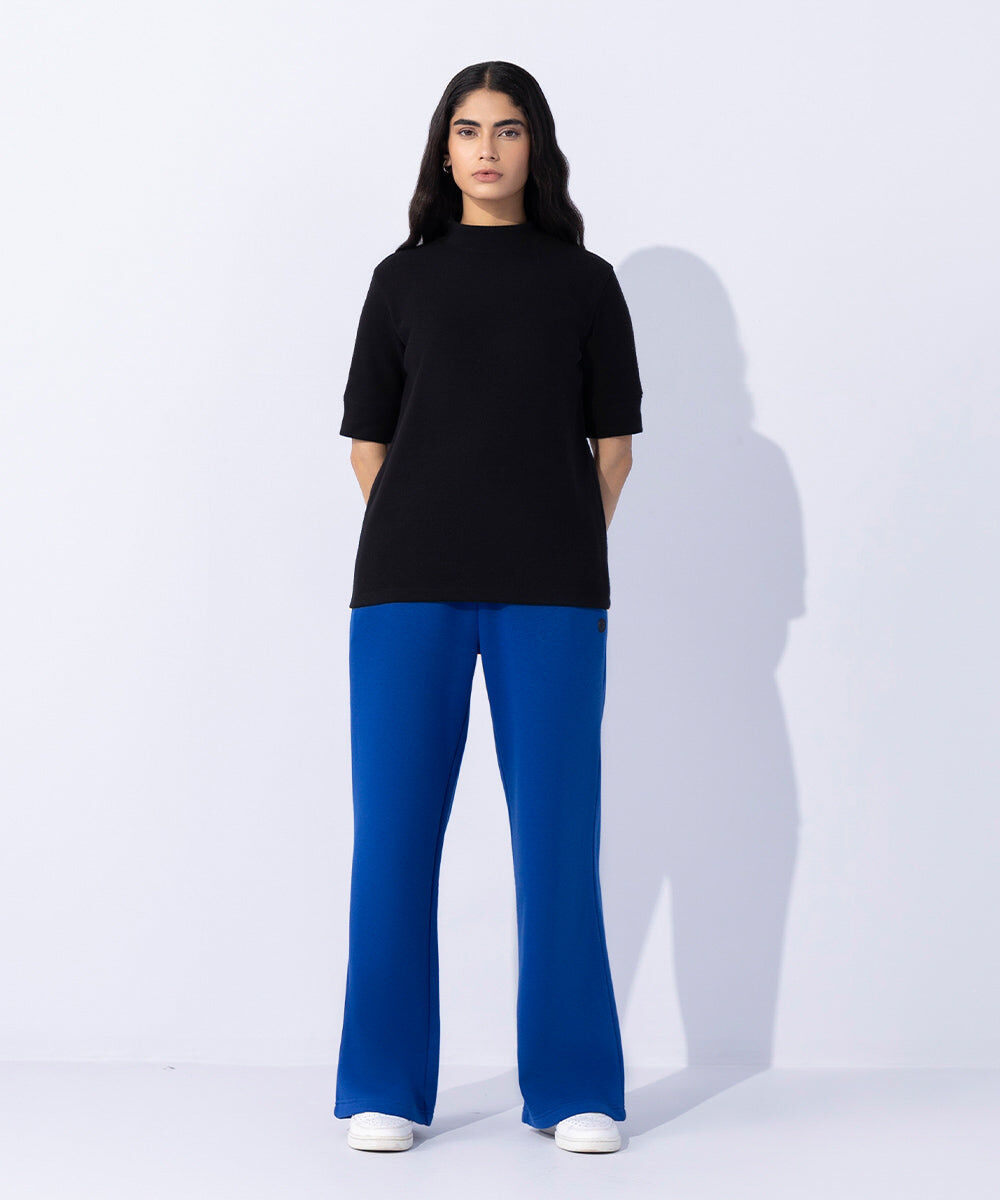 Woman - Black Raised Ribbed T-Shirt