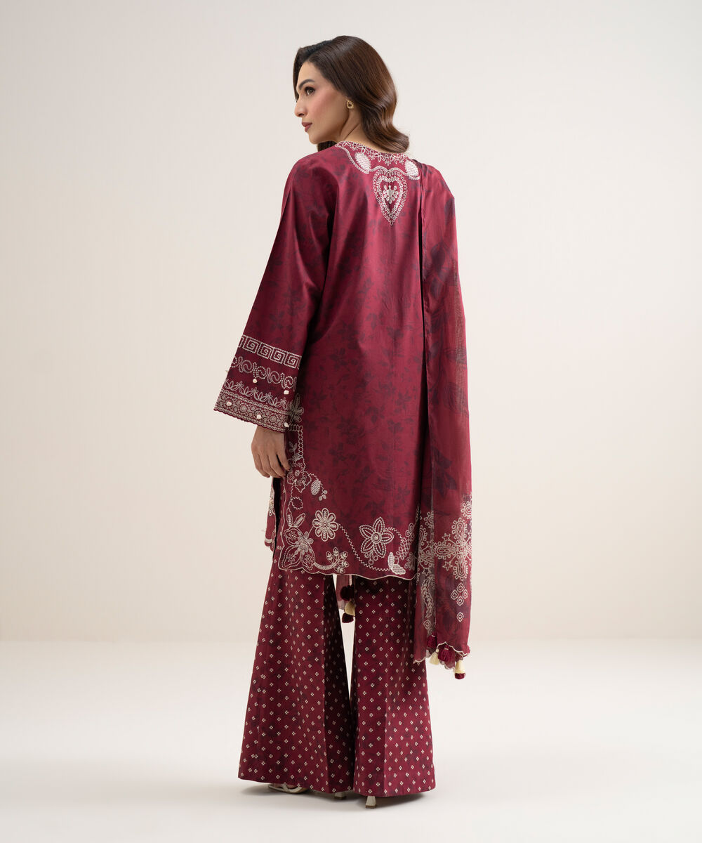 Women's Unstitched Lawn Embroidered Maroon 3 Piece Suit