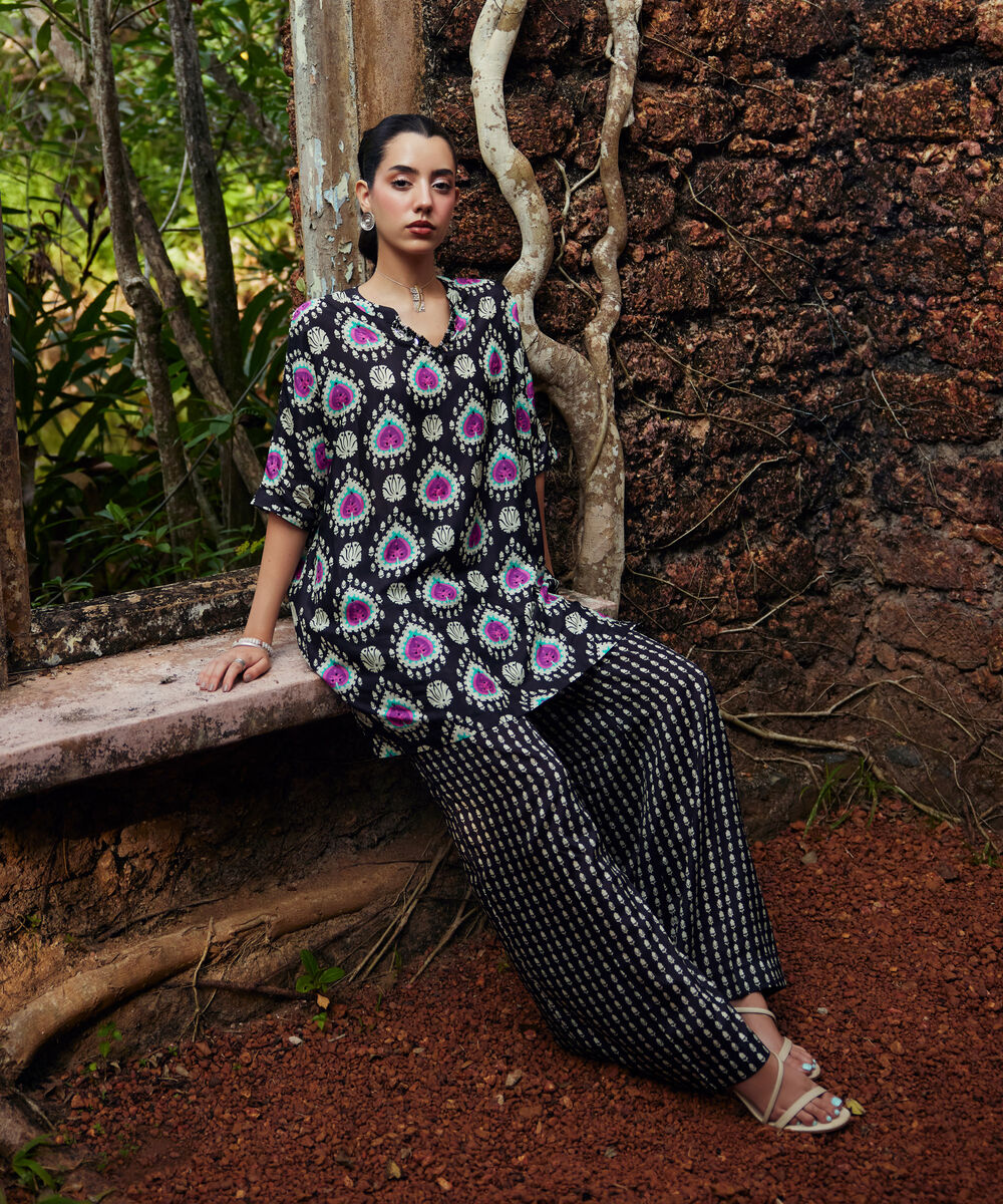 Women's RTW Habotia Grip Printed Black 2 Piece Suit